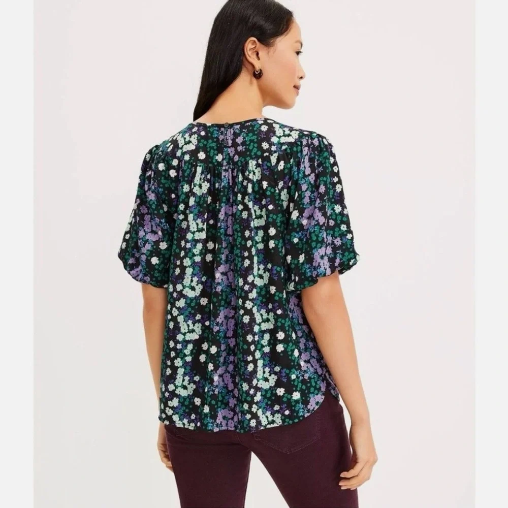 LOFT Floral Print Puff Sleeve Shirred Yoke Top Model Blend Sz Lg Like New